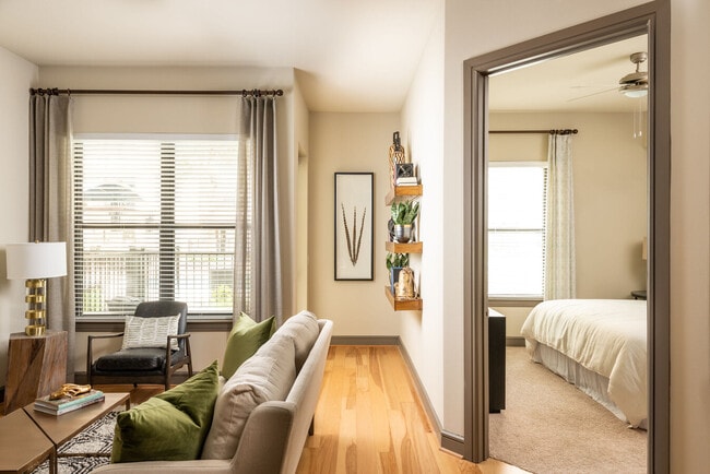 Building Photo - Luxury Living in Downtown’s Most Desired Address