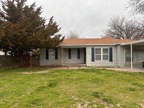 Building Photo - 2806 NW 19th St