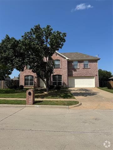 Building Photo - 1621 Falcon Dr