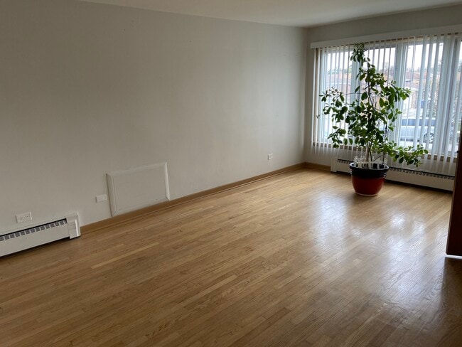 Foto del edificio - 4640 N Sayre Ave