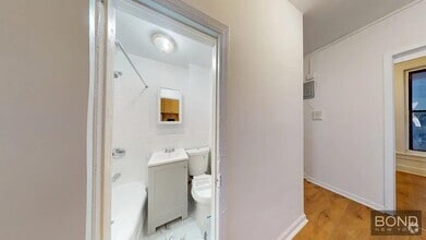 Building Photo - 588 Amsterdam Ave