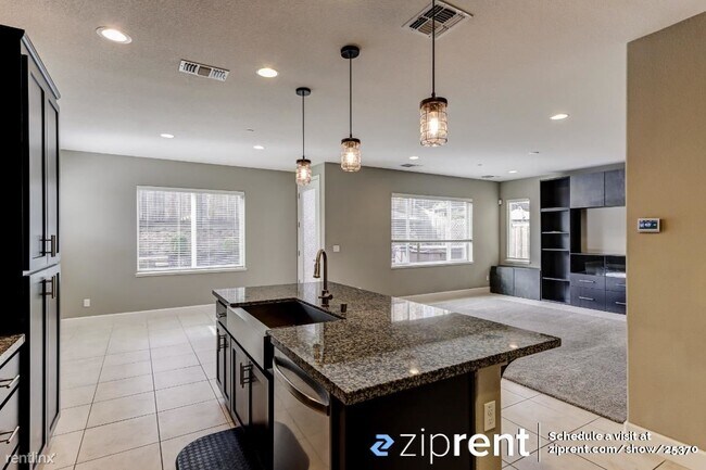 Building Photo - 3 br, 2.5 bath House - 1465 Durfee Ct, Fol...
