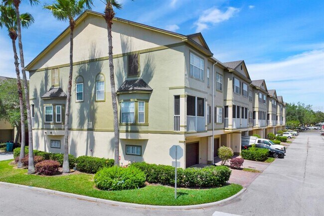 Foto del edificio - 2550 Grand Central Pkwy