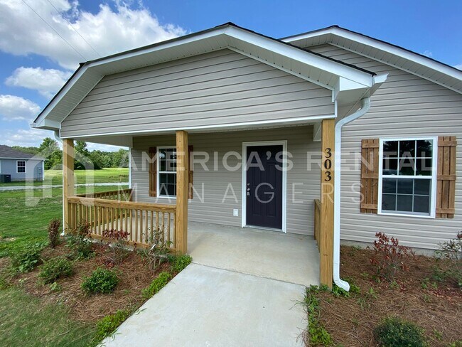 Foto del edificio - DEPOSIT PENDING! Home for Rent in Logan, A...