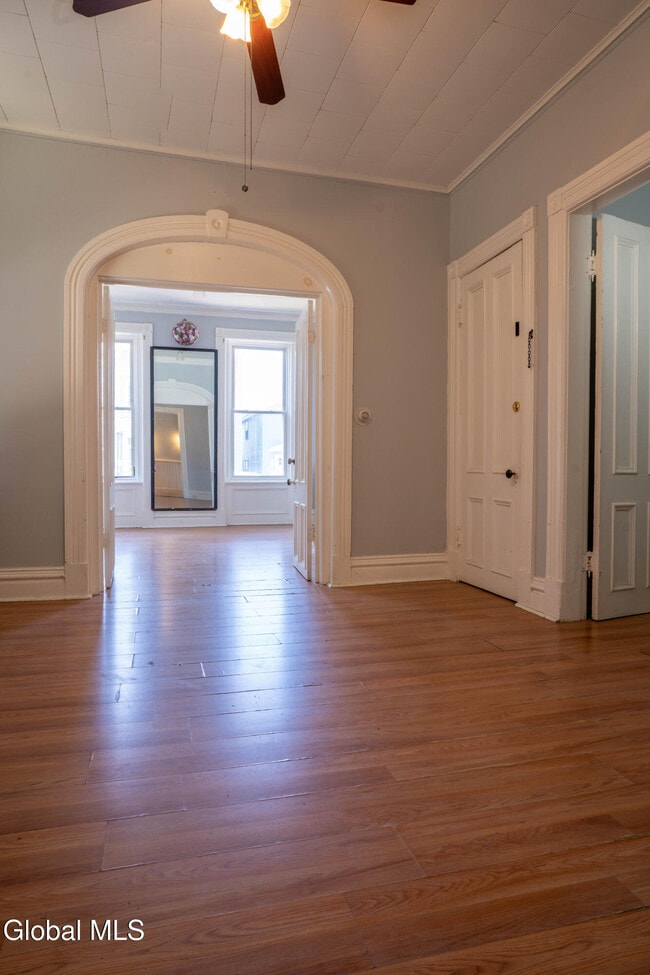 Foto del edificio - 546 5th Ave