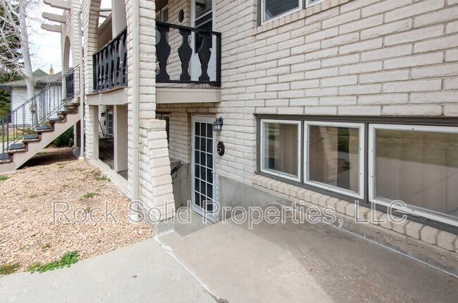 Building Photo - 3061 Reed Ave