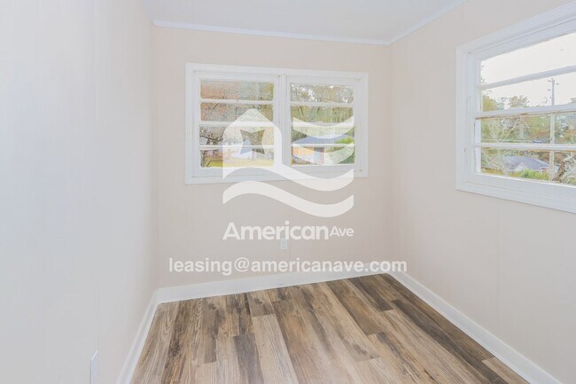 Foto del edificio - 2016 Knightsbridge Rd