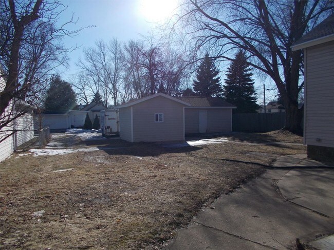 Building Photo - 1268 Berner St