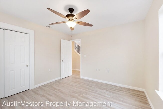 Building Photo - 3 br, 2 bath House - 340 Southwind Rd