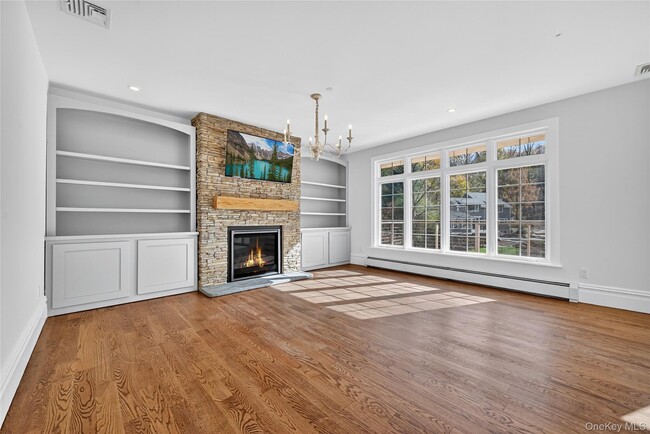 Building Photo - 165 Piermont Ave