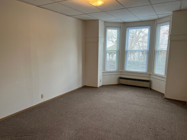 Building Photo - 122 Wyoming Ave