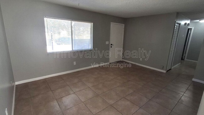 Foto del edificio - 4720 Lighthouse Cir