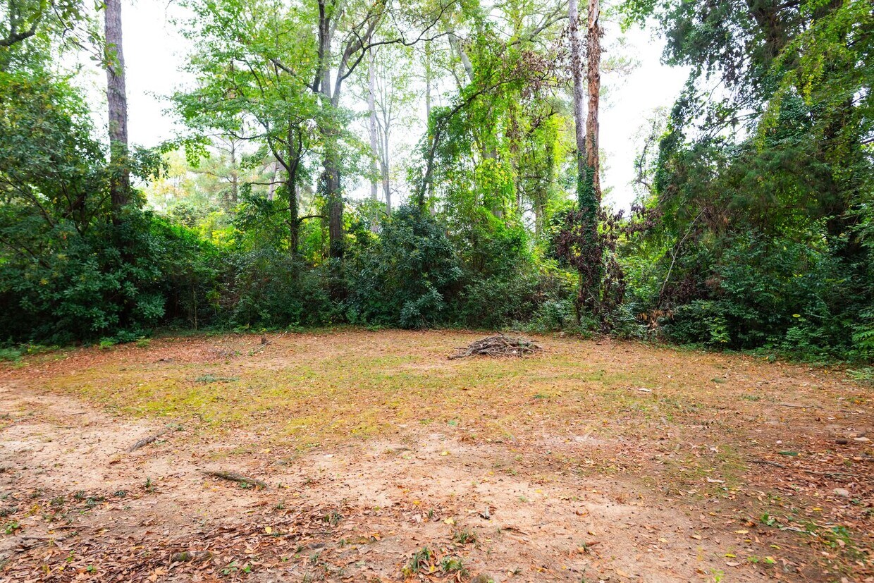 Foto del edificio - 358 Bowden Dr