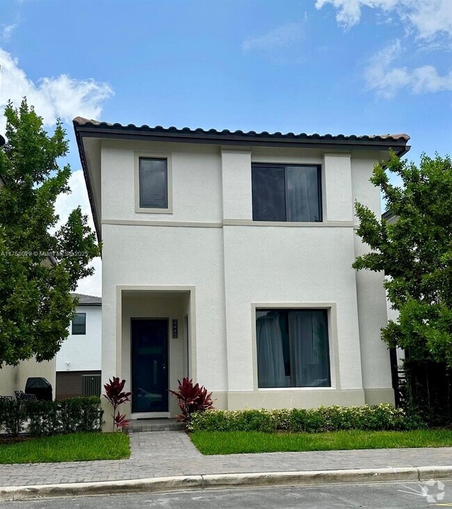 Building Photo - 4444 NW 82nd Ave