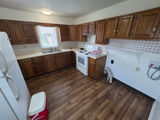 Building Photo - 419 S Home Ave
