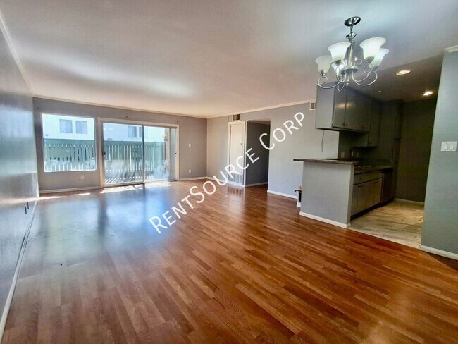 Foto del edificio - 5700 Etiwanda Ave