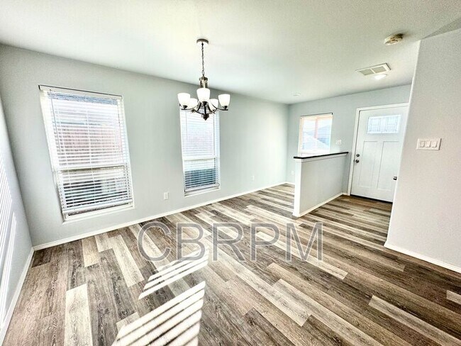 Foto del edificio - 1304 N Dover Ave