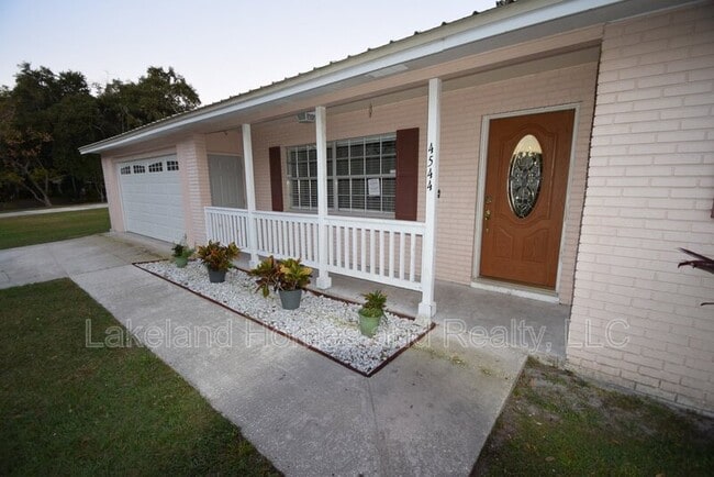Building Photo - 4544 S Remington Rd