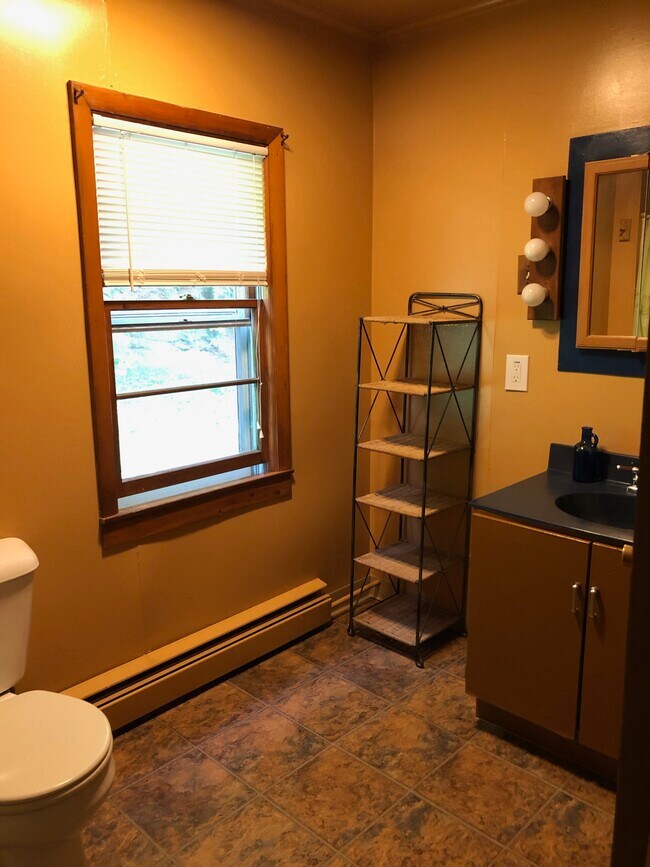 Bathroom - 44 Steep Hill Ln