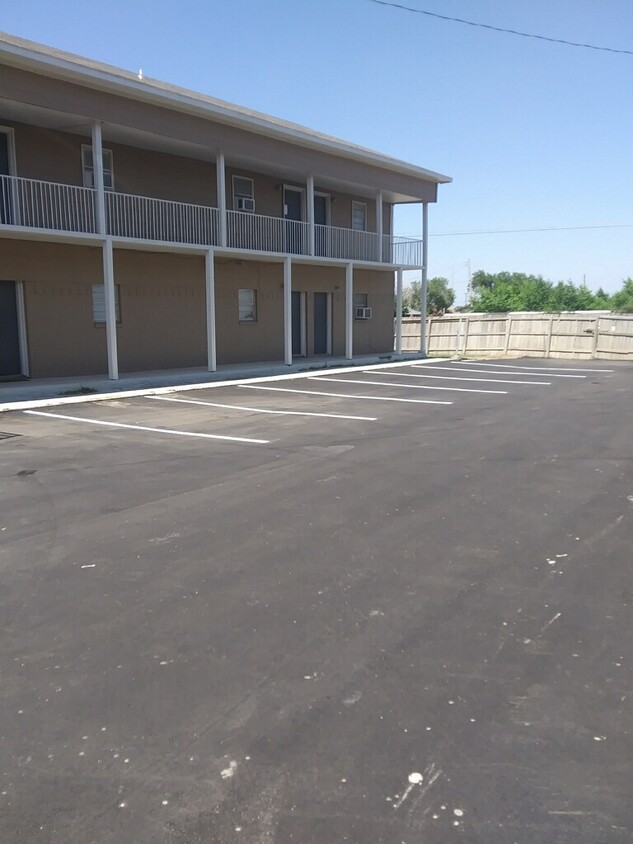Primary Photo - 3304 W Hwy 80