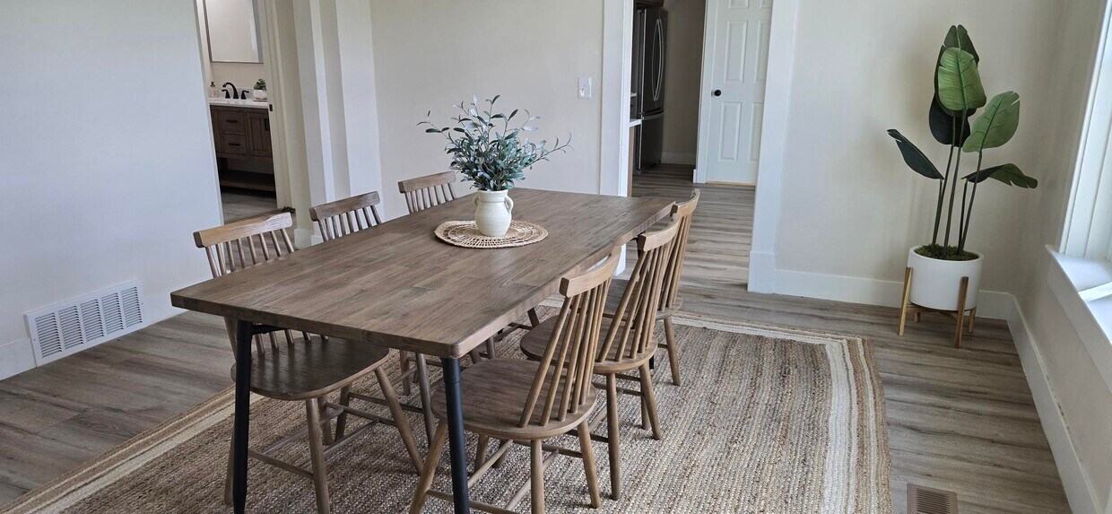 Building Photo - 275 34th St