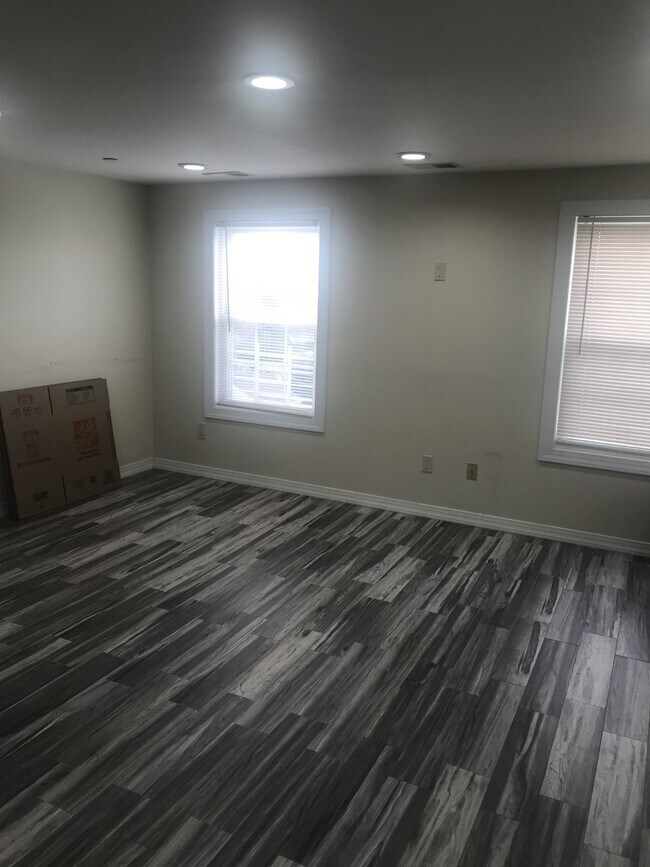 Foto del edificio - 314 S Ocean Ave