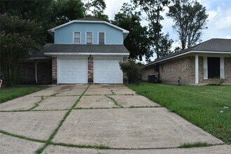 Building Photo - 6718 Rowell Ct