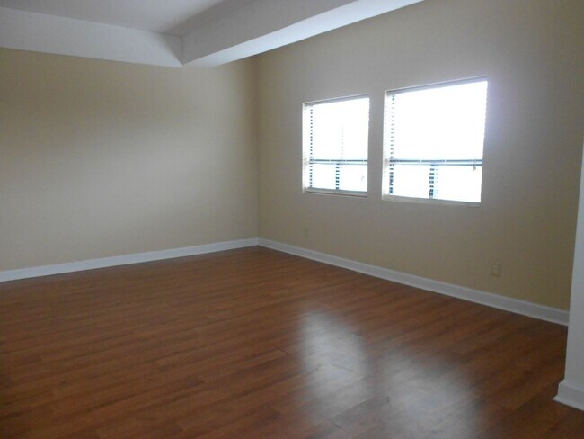 Foto del edificio - Cozy 2 Bedroom Apartment - Walk to UGA Cam...