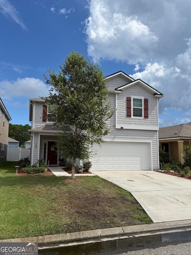 Foto del edificio - 135 Ashwood Cir