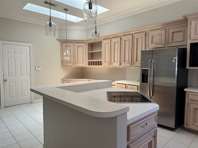 Foto del edificio - 3415 Kingsway Ct