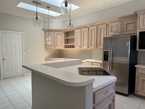 Building Photo - 3415 Kingsway Ct