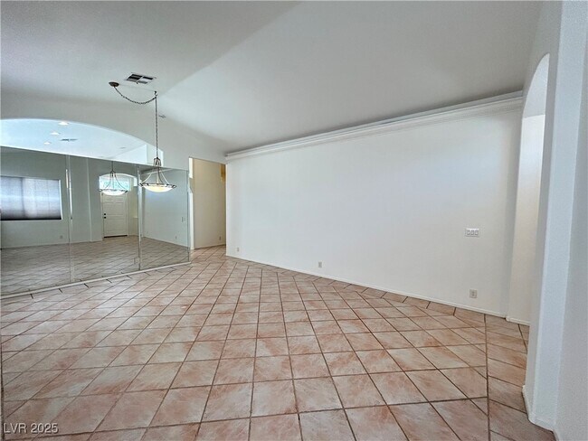 Foto del edificio - 9757 Derbyhill Cir