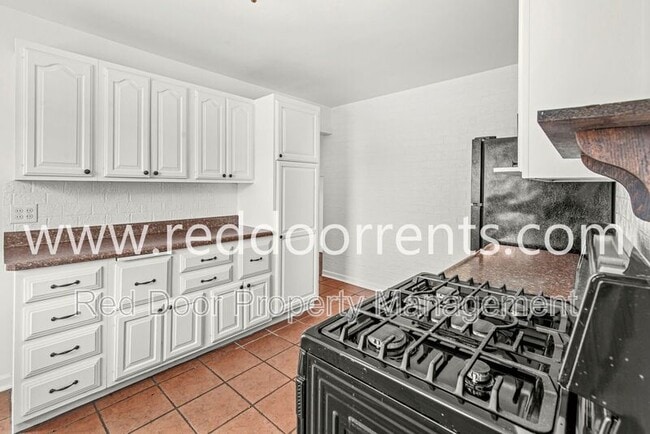 Foto del edificio - 957 Woodhill Dr