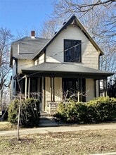 Building Photo - 616 Perrin Ave