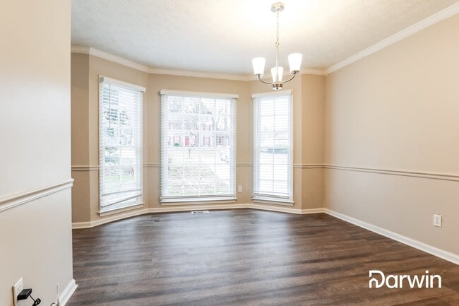 Building Photo - 1944 Windcrest Dr SW