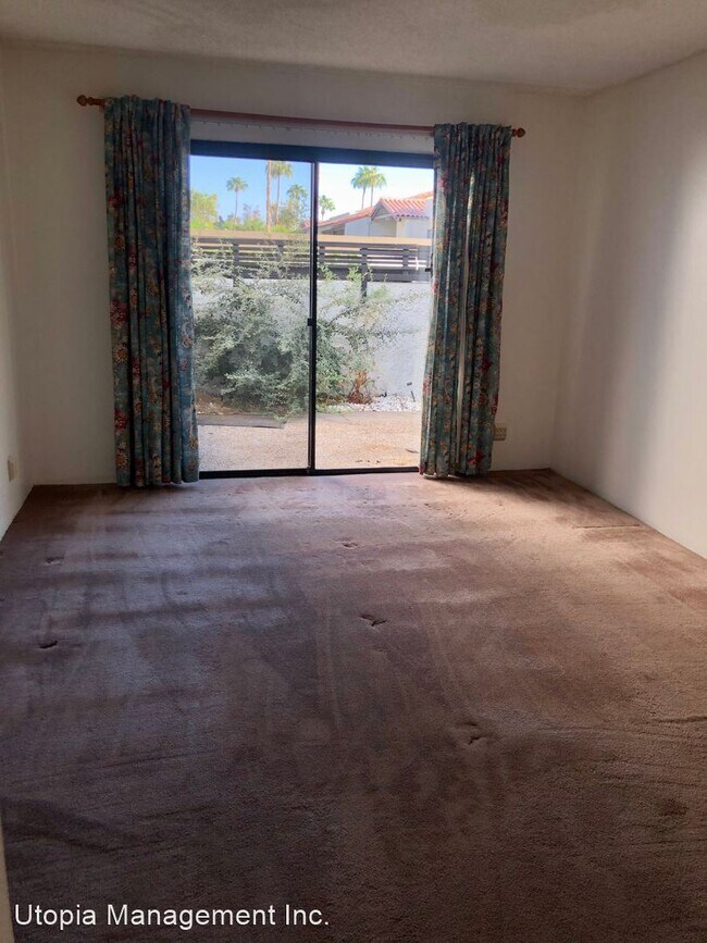 Building Photo - 2230 S Palm Canyon Dr