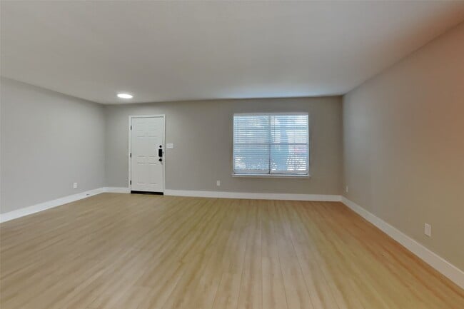 Foto del edificio - 6718 Wild Pecan Trail