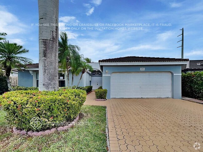 Building Photo - 14341 SW 160th Terrace