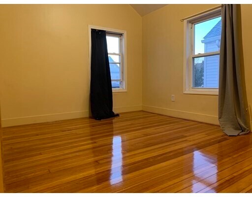 Foto del edificio - 10-12 Everett St