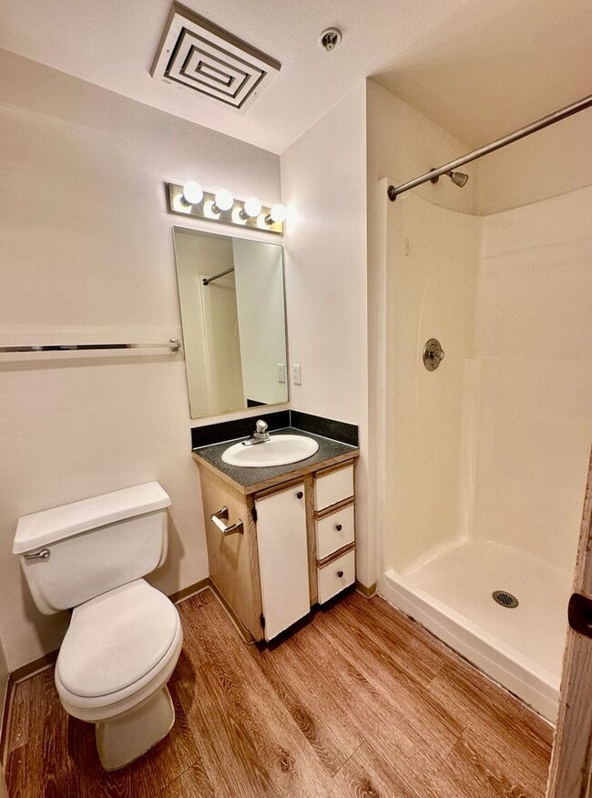 Interior Photo - UDH 5 plex