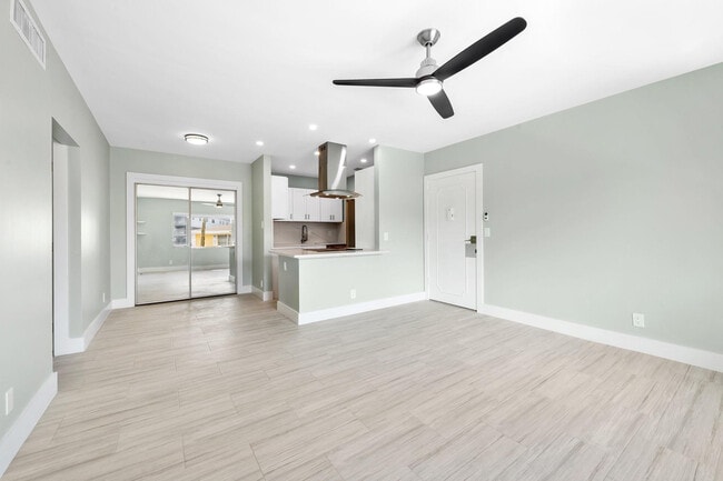 Foto del edificio - 5700 NE 22nd Way