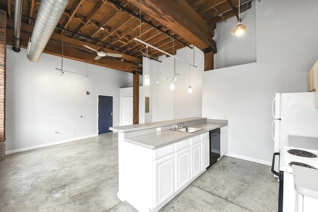 Building Photo - SoHo Lofts
