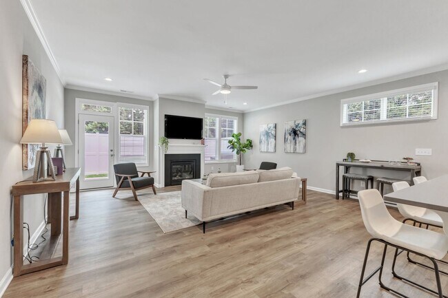 Foto del edificio - 3/3.5 NC State Townhome Near Centennial Campus