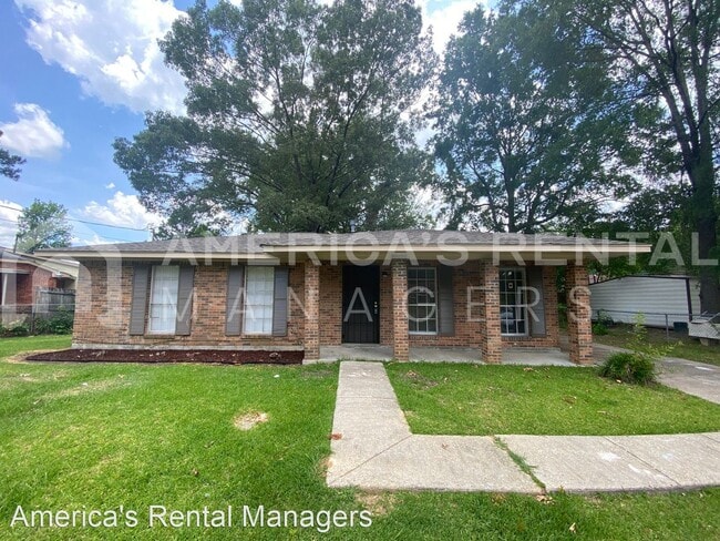 Building Photo - 3 br, 1.5 bath House - 4312 Radburn Road