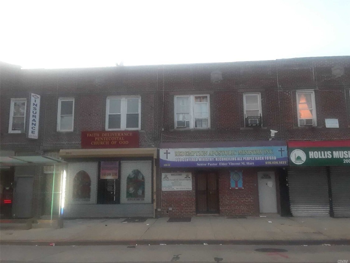 Primary Photo - 200-17 Hollis Ave