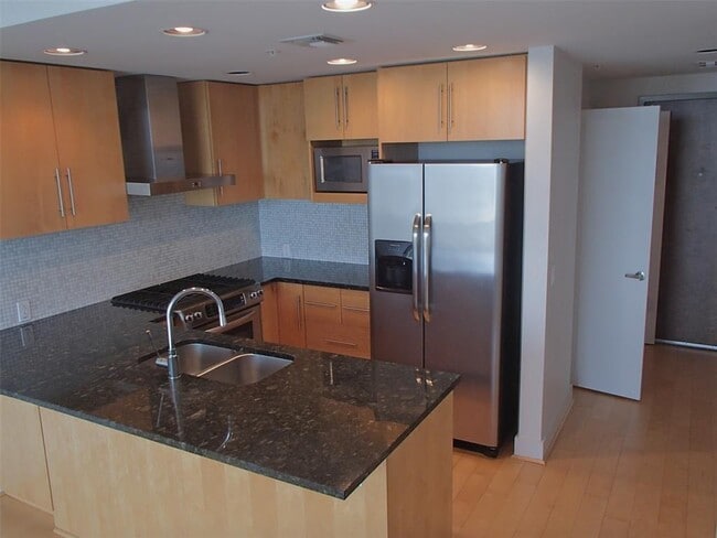 Foto del edificio - 300 Bowie St