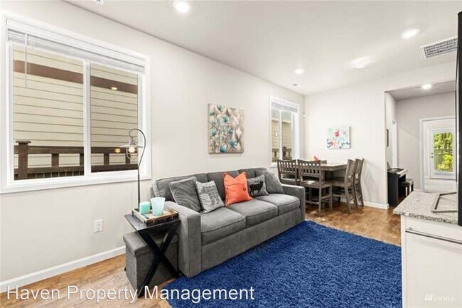 Building Photo - 1 br, 1 bath House - 32889 Ash Ave SE