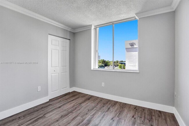 Foto del edificio - 126 SW 17th Rd