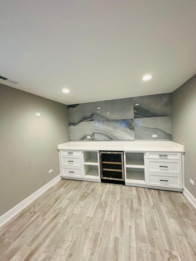 Foto del edificio - 3830 W Touhy Ave