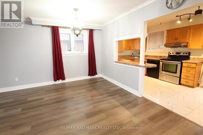 Photo du bâtiment - 8 Meadowland Ave